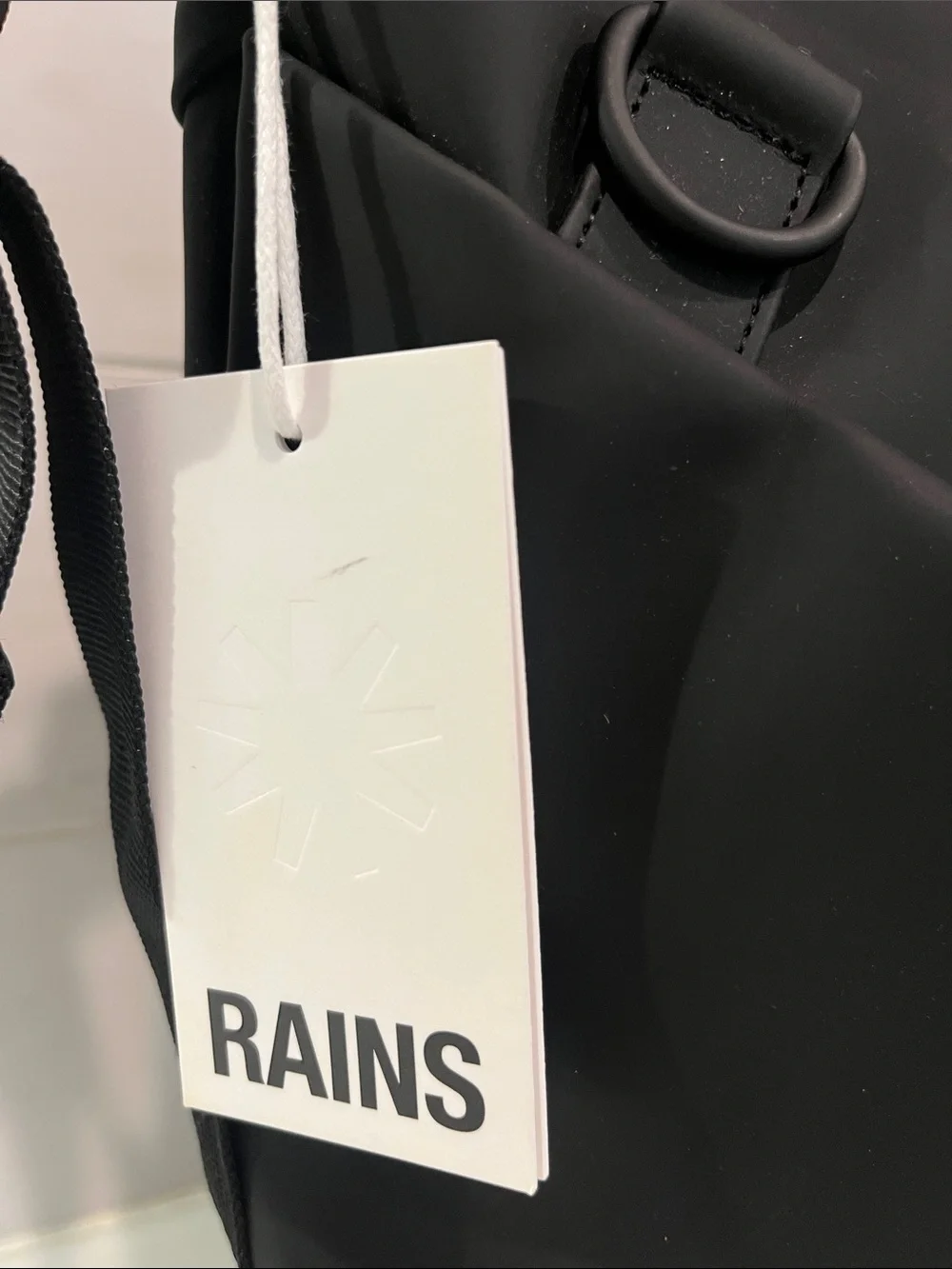 Rains NEW Hilo Weekend Bag Small in Black
